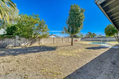 1928 W Kristal Way, Phoenix, AZ 85027 - Photo 24
