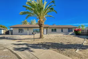 1928 W Kristal Way, Phoenix, AZ 85027 - Photo 2