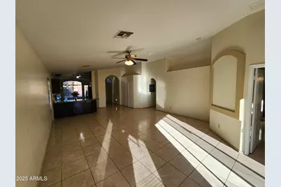 19417 N 7th Drive, Phoenix, AZ 85027 - Photo 2