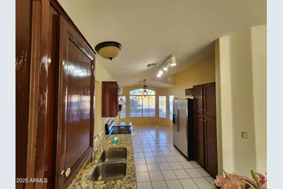 19417 N 7th Drive, Phoenix, AZ 85027 - Photo 10