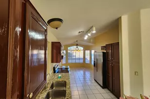 19417 N 7th Dr, Phoenix, AZ 85027 - Photo 10