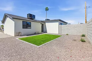 1805 N 31st St, Phoenix, AZ 85008 - Photo 22