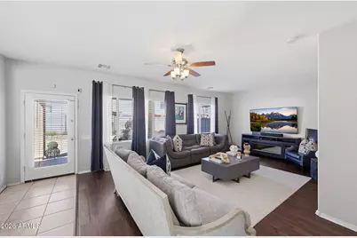 9422 W Palm Lane, Phoenix, AZ 85037 - Photo 12