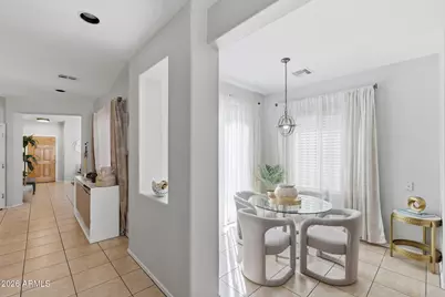 9422 W Palm Lane, Phoenix, AZ 85037 - Photo 8