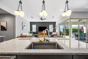 14644 W Corrine Dr, Surprise, AZ 85379 - Photo 10