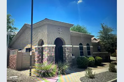 3921 E Sophie Lane, Phoenix, AZ 85042 - Photo 2