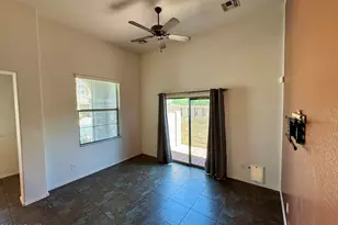 3921 E Sophie Ln, Phoenix, AZ 85042 - Photo 10