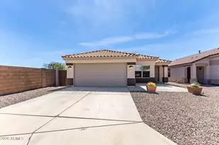 7933 W Mission Ln, Peoria, AZ 85345 - Photo 22
