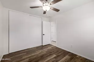 7933 W Mission Ln, Peoria, AZ 85345 - Photo 18