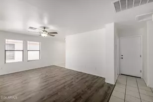 7933 W Mission Ln, Peoria, AZ 85345 - Photo 10