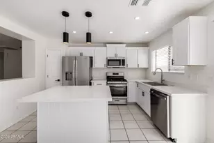 7933 W Mission Ln, Peoria, AZ 85345 - Photo 8