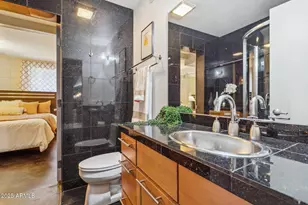 4324 E Stanford Dr, Phoenix, AZ 85018 - Photo 30