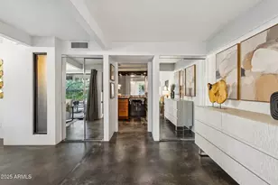 4324 E Stanford Dr, Phoenix, AZ 85018 - Photo 24