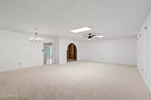 6105 N 12th Wy, Phoenix, AZ 85014 - Photo 4