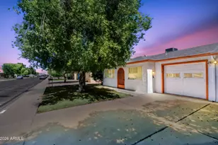 10123 N 96th Ave, Peoria, AZ 85345 - Photo 1