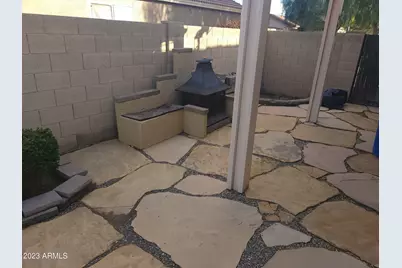 13406 W Port Royale Lane, Surprise, AZ 85379 - Photo 22