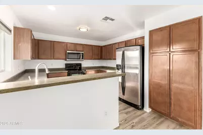 272 S 228th Lane, Buckeye, AZ 85326 - Photo 6