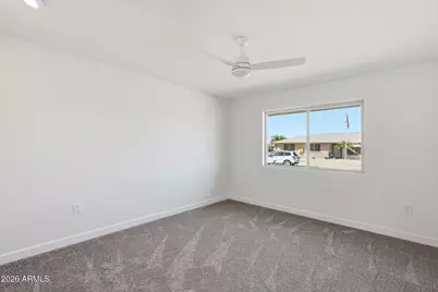 11049 W Crestbrook Drive, Sun City, AZ 85351 - Photo 22