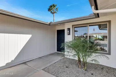 11049 W Crestbrook Drive, Sun City, AZ 85351 - Photo 2