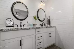 8756 E Valley Vista Dr, Scottsdale, AZ 85250 - Photo 22