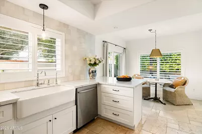 1538 E Montebello Avenue, Phoenix, AZ 85014 - Photo 8