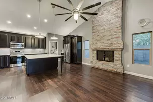 938 E Knight Ln, Tempe, AZ 85284 - Photo 16