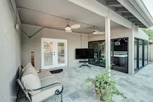 938 E Knight Ln, Tempe, AZ 85284 - Photo 42