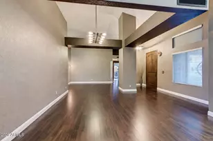 938 E Knight Ln, Tempe, AZ 85284 - Photo 14