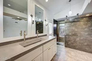 938 E Knight Ln, Tempe, AZ 85284 - Photo 32