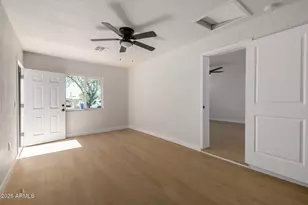 3121 N 35th Dr, Phoenix, AZ 85019 - Photo 18