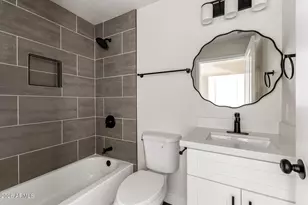 3121 N 35th Dr, Phoenix, AZ 85019 - Photo 20