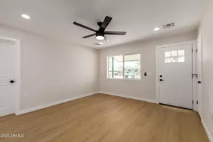 3121 N 35th Dr, Phoenix, AZ 85019 - Photo 16