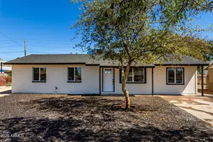 3121 N 35th Dr, Phoenix, AZ 85019 - Photo 2