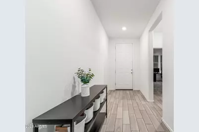 7910 N 82nd Lane, Glendale, AZ 85303 - Photo 6