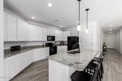 7910 N 82nd Lane, Glendale, AZ 85303 - Photo 16