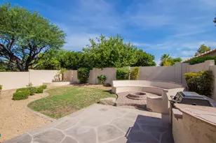 2236 E Robin Ln, Phoenix, AZ 85024 - Photo 36