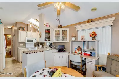 2010 S Crow Avenue, Apache Junction, AZ 85119 - Photo 6