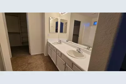 8568 W Vogel Avenue, Peoria, AZ 85345 - Photo 4