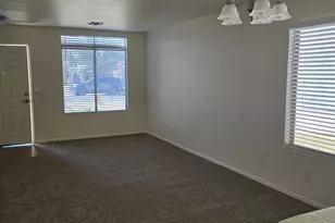 8568 W Vogel Ave, Peoria, AZ 85345 - Photo 30