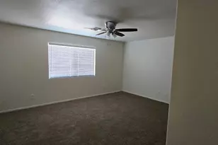 8568 W Vogel Ave, Peoria, AZ 85345 - Photo 10