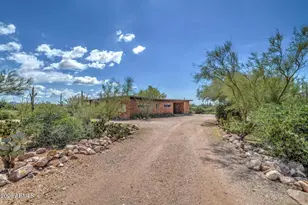 10581 E Valley View Dr, Gold Canyon, AZ 85118 - Photo 2