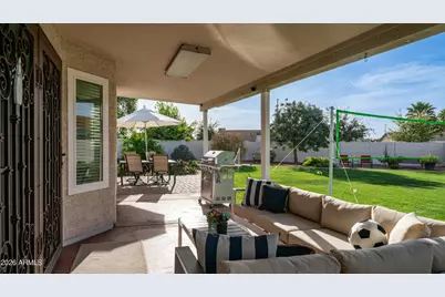 408 E Meadows Lane, Gilbert, AZ 85234 - Photo 4