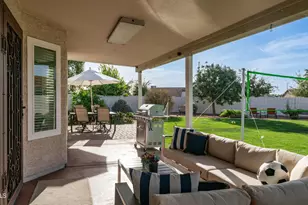 408 E Meadows Ln, Gilbert, AZ 85234 - Photo 4