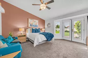 408 E Meadows Ln, Gilbert, AZ 85234 - Photo 22