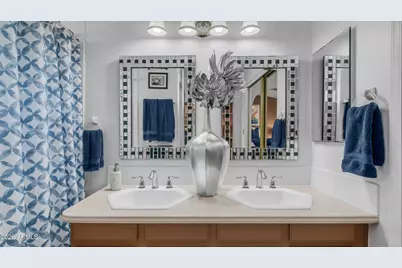 408 E Meadows Lane, Gilbert, AZ 85234 - Photo 24