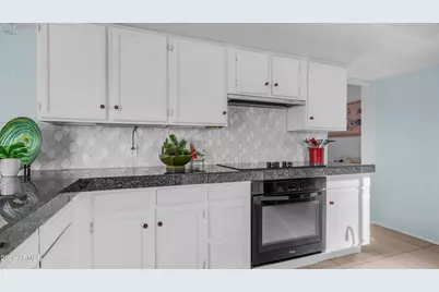 408 E Meadows Lane, Gilbert, AZ 85234 - Photo 14