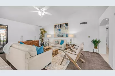 408 E Meadows Lane, Gilbert, AZ 85234 - Photo 12