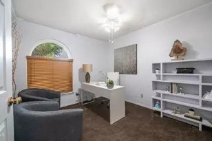 408 E Meadows Ln, Gilbert, AZ 85234 - Photo 18