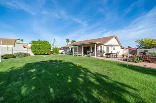 408 E Meadows Ln, Gilbert, AZ 85234 - Photo 34