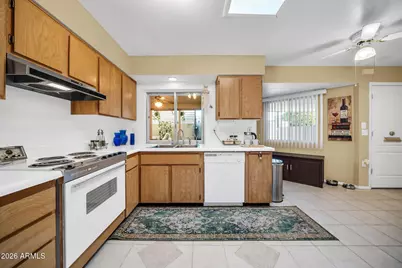 13623 N 111th Avenue, Sun City, AZ 85351 - Photo 8